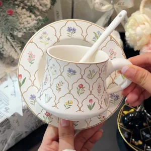 Beautiful Garden Cup and Saucer Ceramic Coffee Cup Set Household High-end Delicate Mug Gift 2